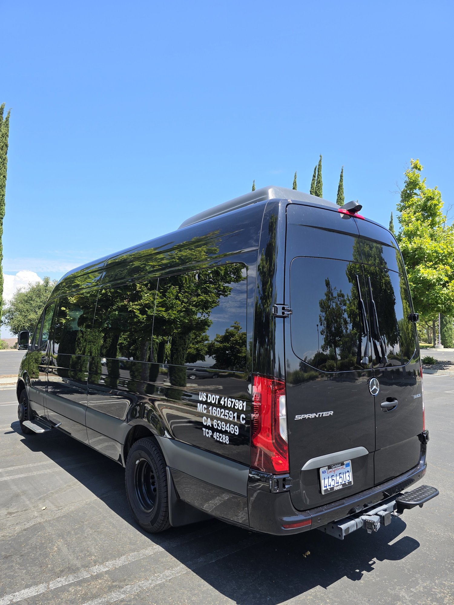 Executive Sprinter exterior, rear three-quarter view